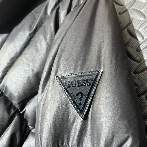 GUESS Quilted Shiny Black Puffer‎ Jacket Womans Size Large - Picture 3 of 7